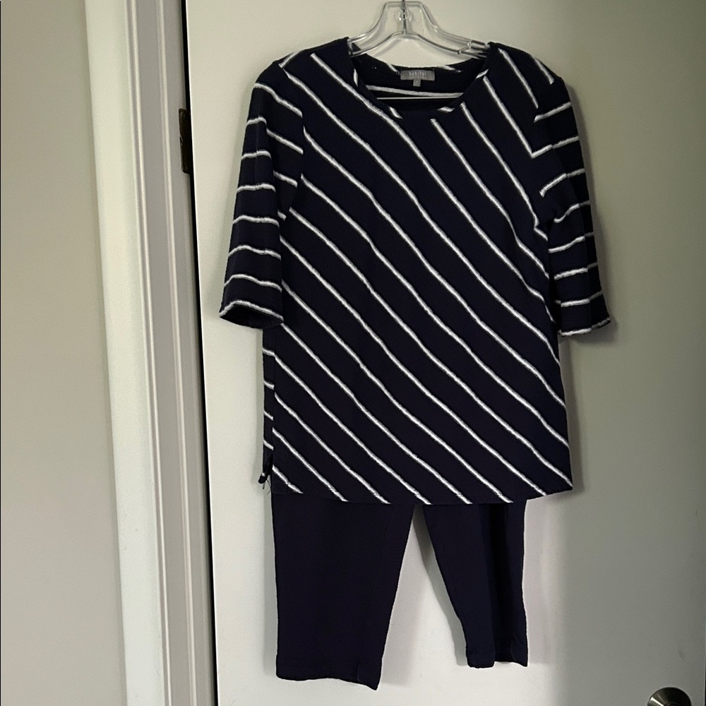 Habitat Navy and White Knitwear